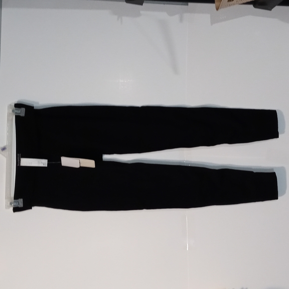 Fabletics Leggings NWT - Picture 1 of 5